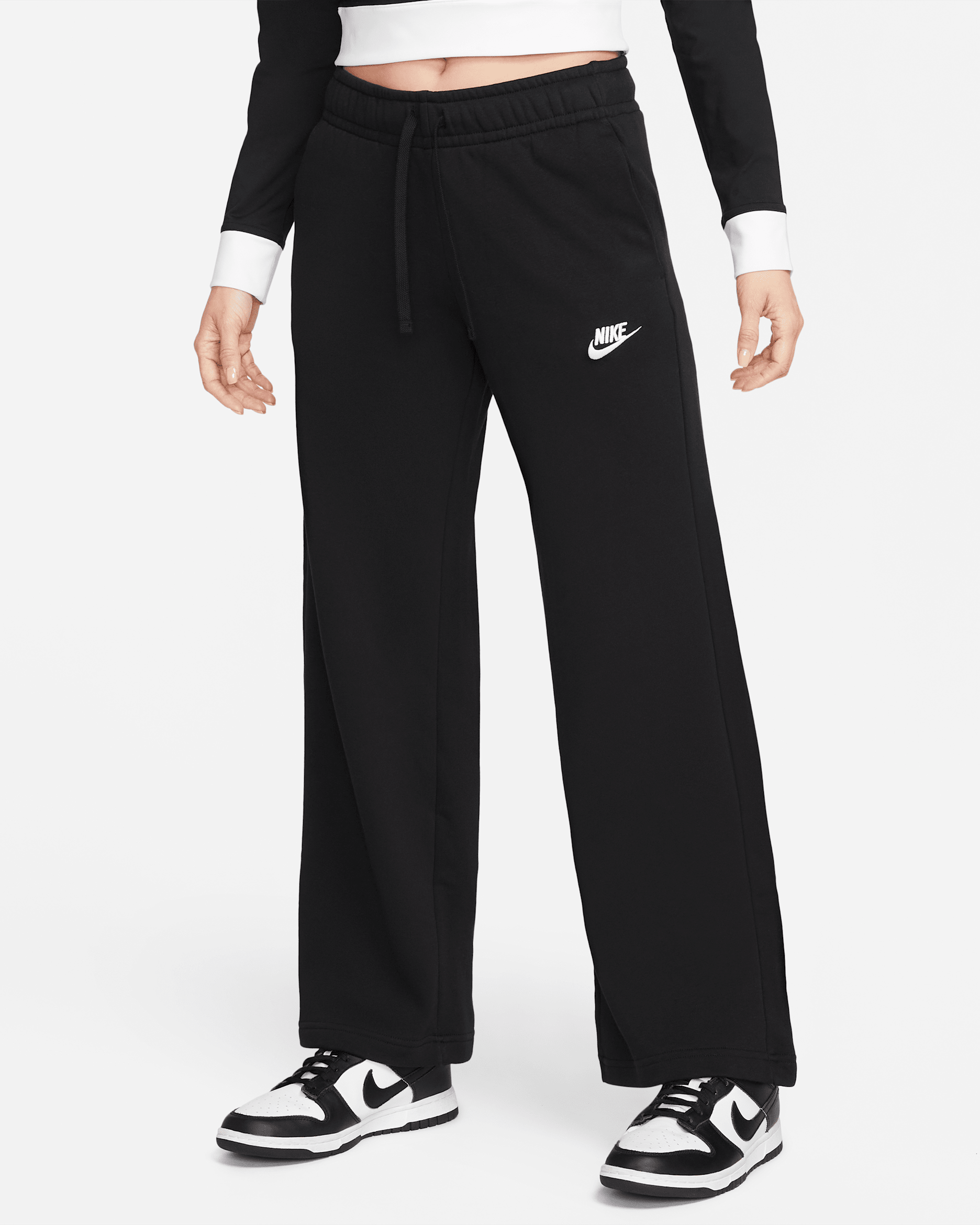Nike Sportswear Club Fleece Women's Mid-Rise Wide-Leg Tracksuit